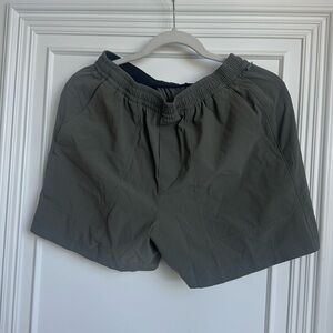 Lululemon Shorts Mens S Green Bowline Short 7" Inseam Athletic Stretch Gym new